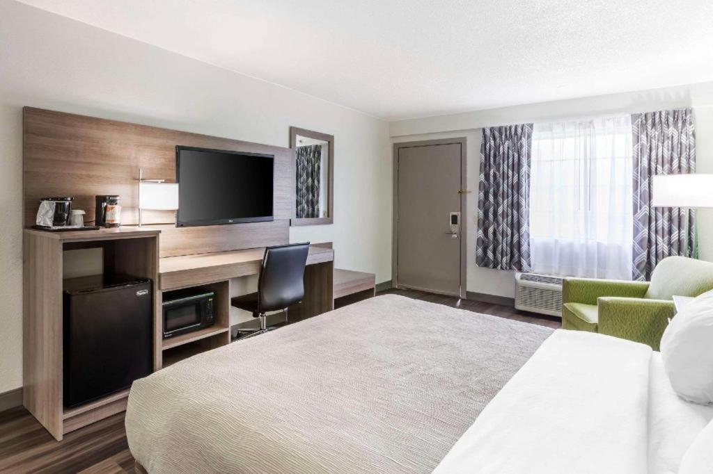 Quality Inn Ripley Extérieur photo