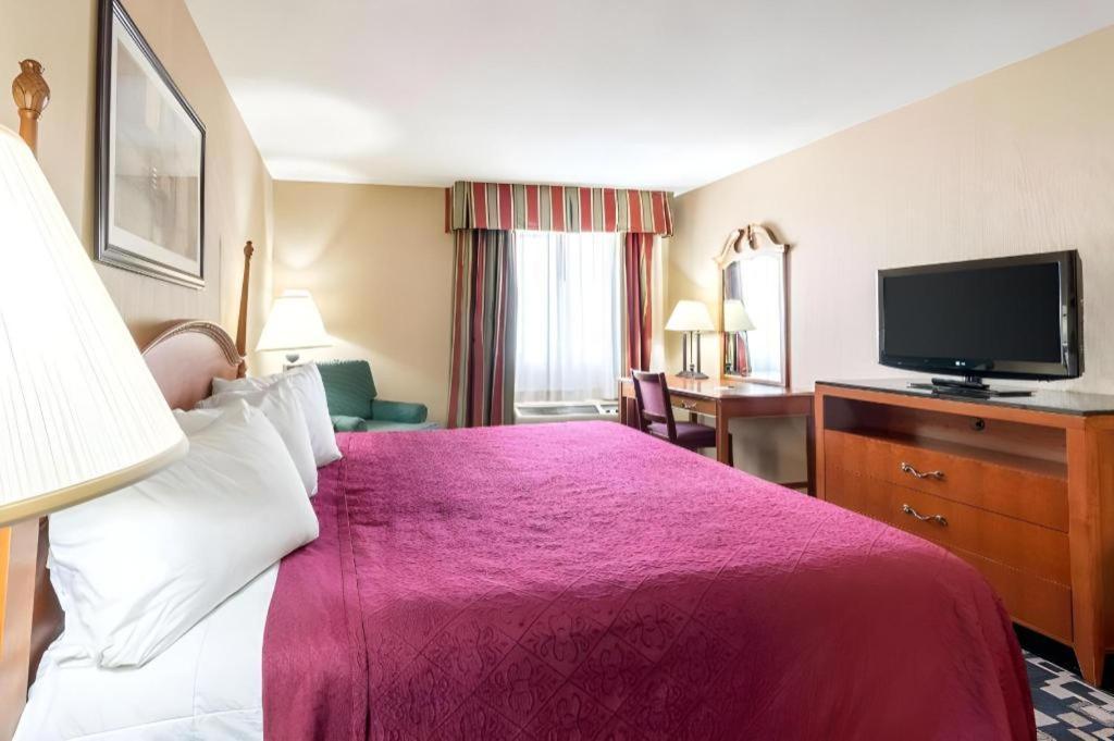 Quality Inn Ripley Extérieur photo